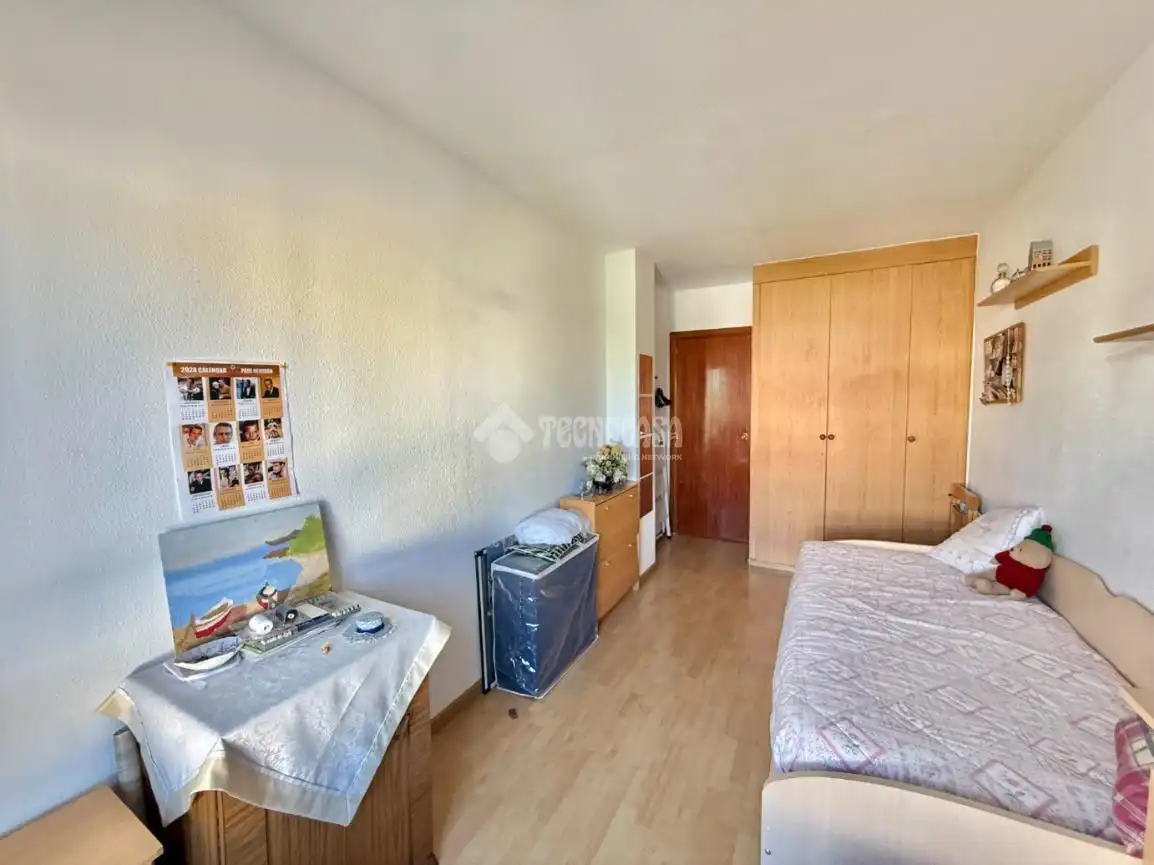 Bedroom of Flat for sale in Madrid  with Air Conditioner, Heating and Terrace