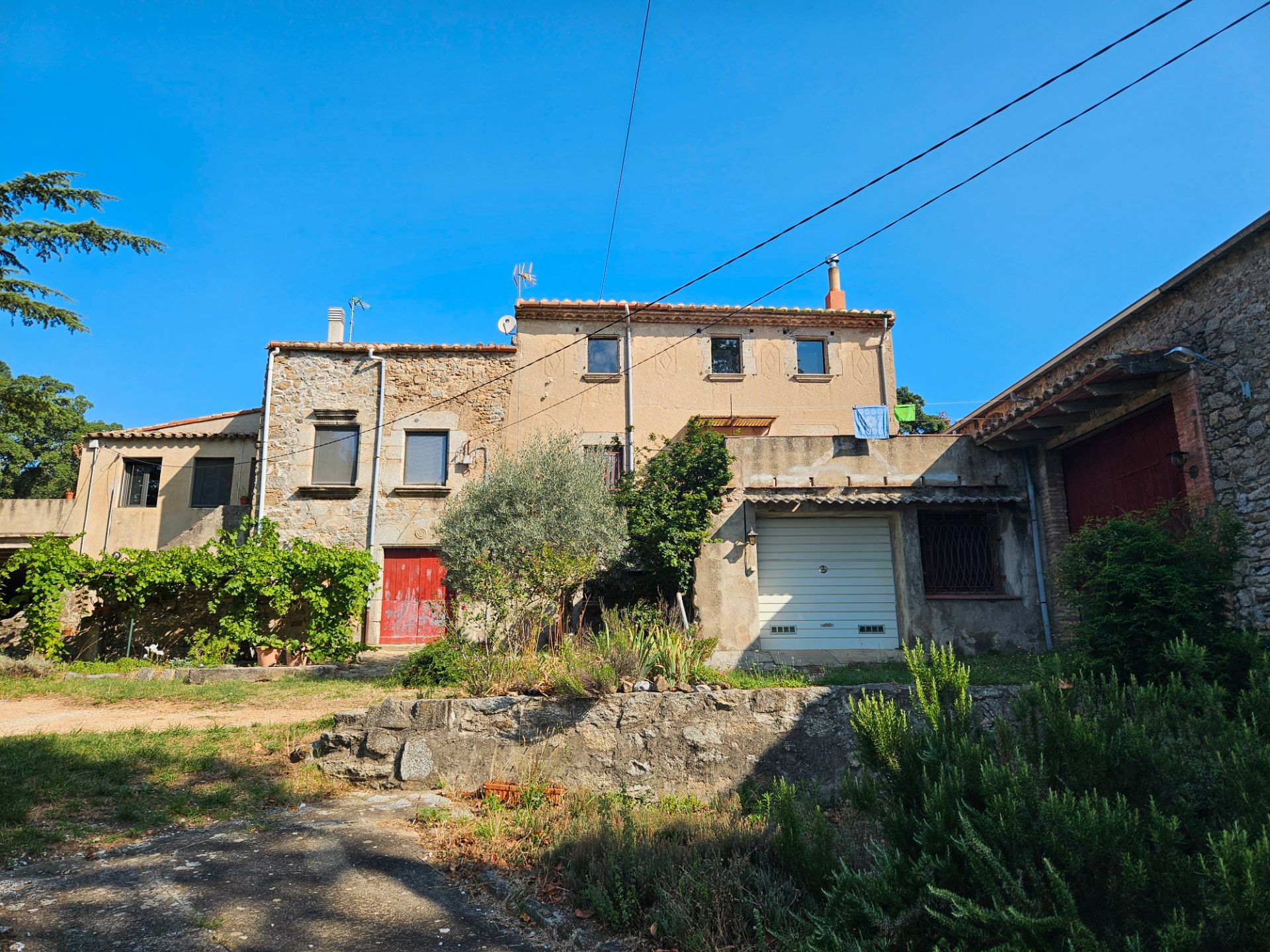 Exterior view of Country house to rent in Maçanet de Cabrenys  with Heating, Terrace and Oven
