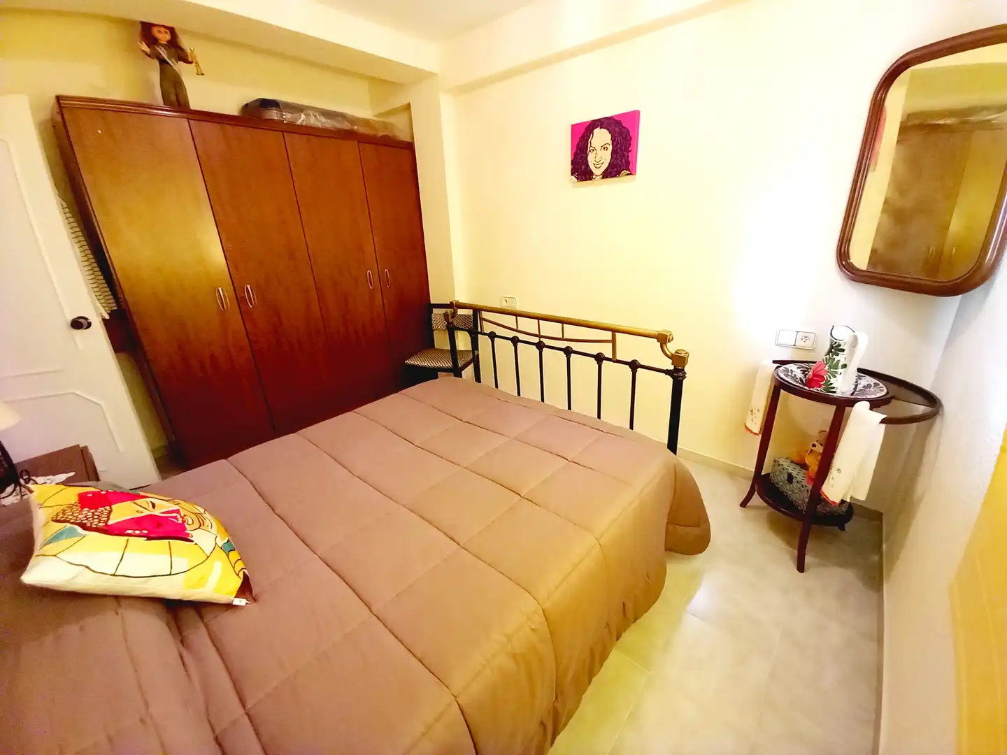 Habitación de Ático en venta en Benidorm con Aire acondicionado, Terraza y Amueblado