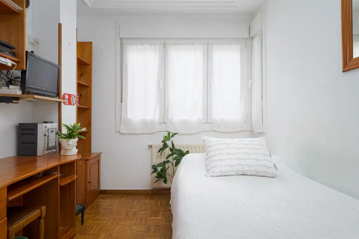 Habitación de Piso en venta en Donostia - San Sebastián  con Calefacción y Trastero