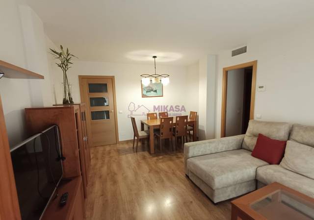 Piso en Alquiler en AZORIN en El Soto - Azorín