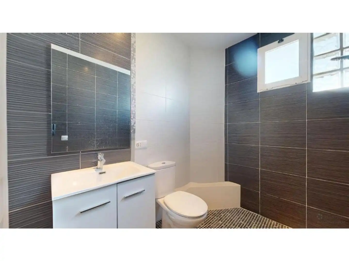 Baño de Casa o chalet en venta en Chiva con Jardín privado, Terraza y Trastero