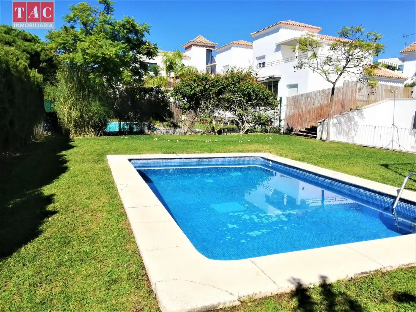 Habitatge amb piscina en venda a Islantilla Golf