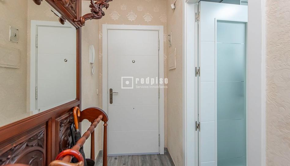 Foto 1 de Piso en venta en Hispanoamérica - Comunidades, Madrid