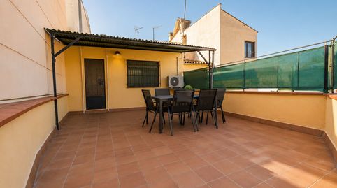 Foto 4 de Casa adosada en venta en 143 Carrer Llarg, Barri Vell, Salt