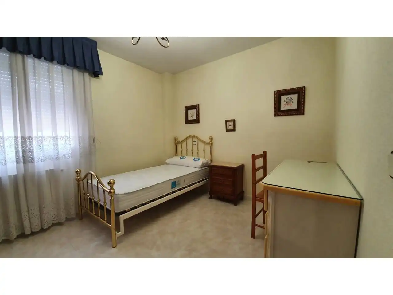 Schlafzimmer von Wohnung zur Miete in Fuenlabrada mit Heizung und Möbliert