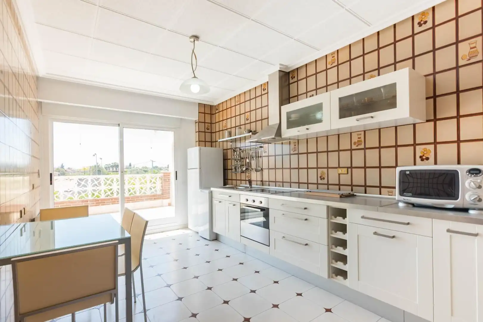Cuina de Casa o xalet en venda en Murcia amb Jardí privat, Terrassa i Moblat