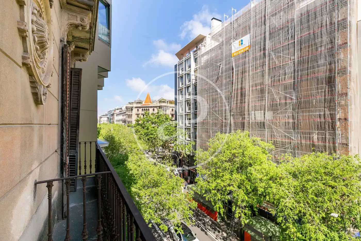 Vista exterior de Piso en venta en Barcelona con Calefacción y Balcón