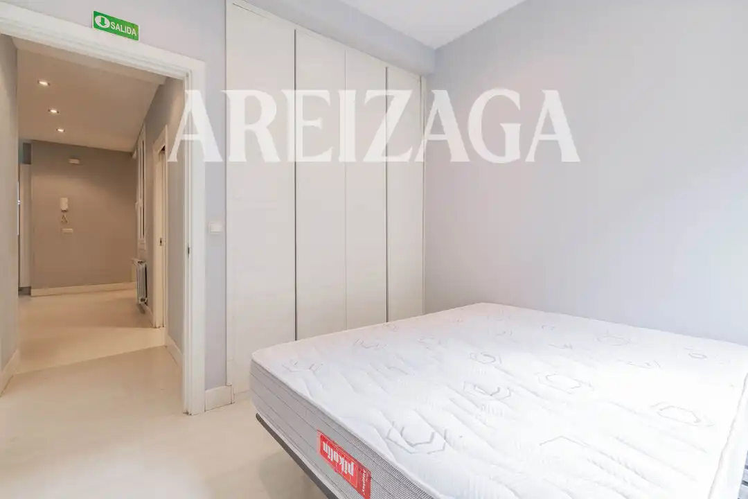 Habitación de Piso en venta en Donostia - San Sebastián  con Calefacción