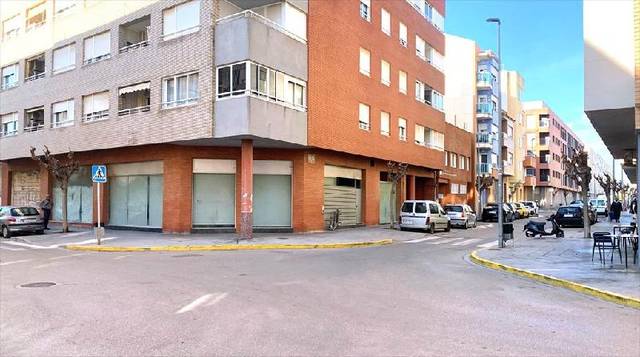 Local comercial en Alquiler en Zona Papa Luna - Platja del Gurugú