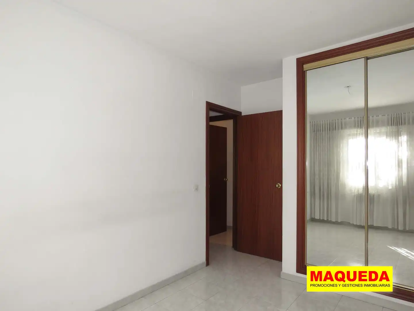 Flat for sale in Villaverde