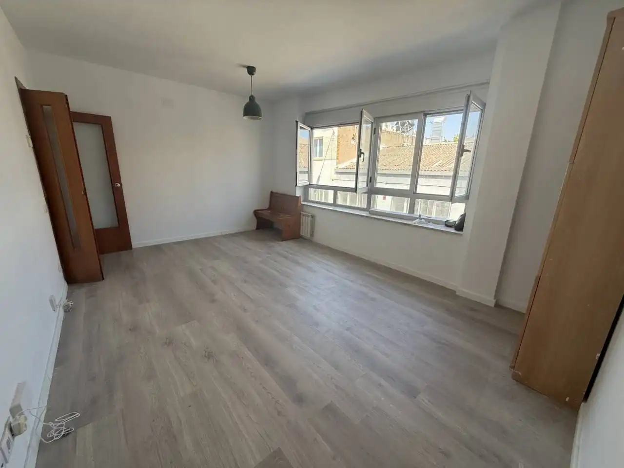 Dormitori de Pis en venda en Sabadell amb Calefacció, Parquet i Alarma