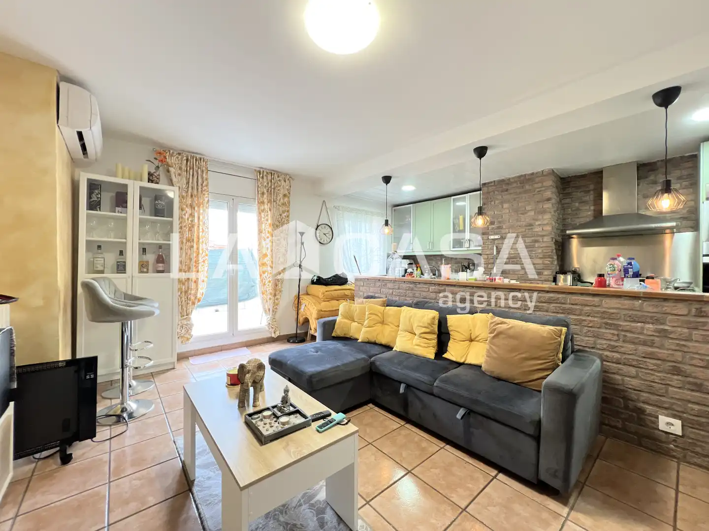 Sala de estar de Piso en venta en Badalona con Calefacción y Terraza