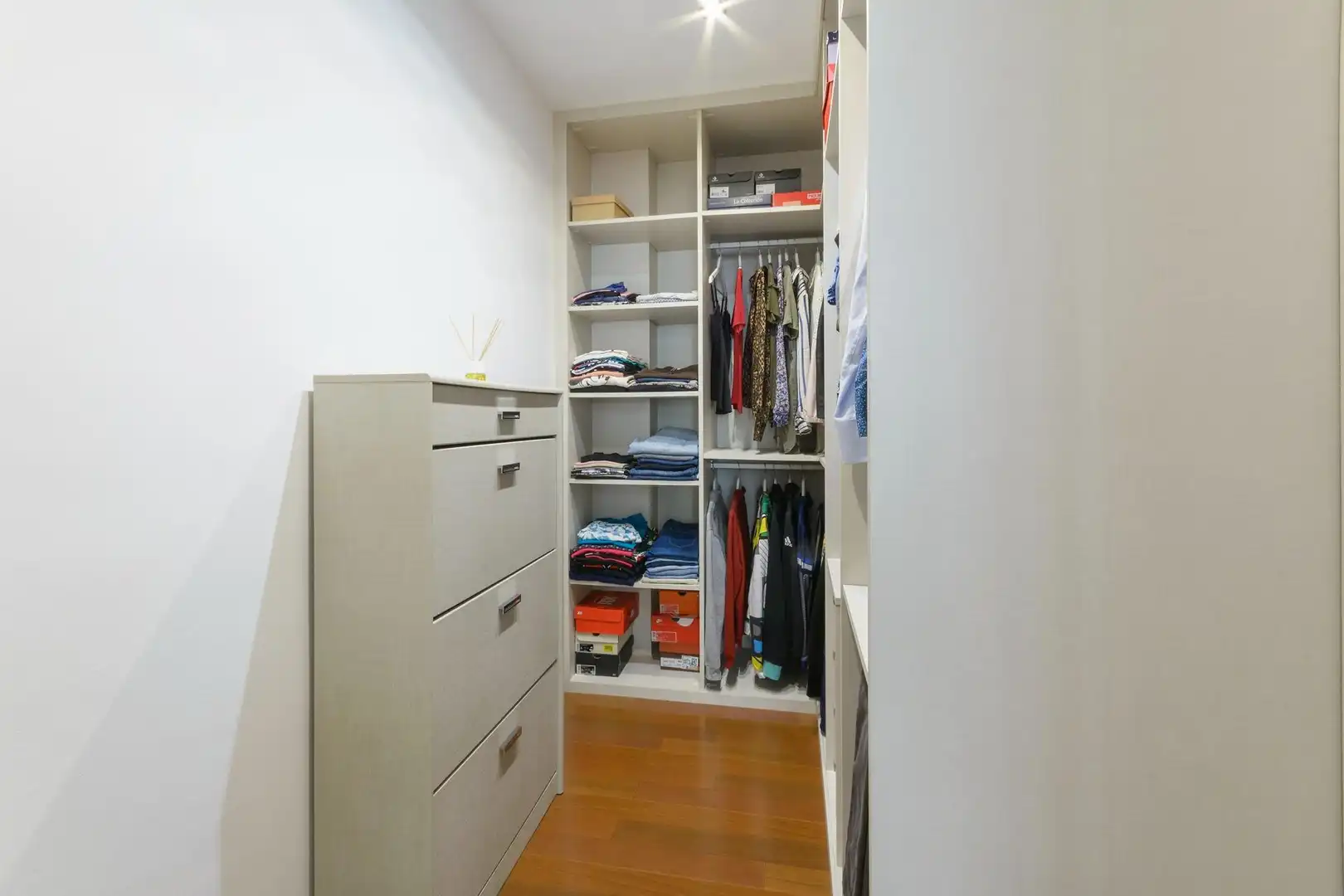 Maisonette zum Verkauf in Gandia mit Klimaanlage, Heizung und Privatgarten