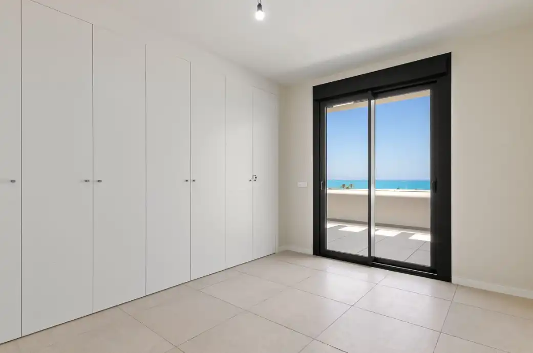 Habitación de Ático en venta en Torremolinos con Aire acondicionado, Terraza y Trastero
