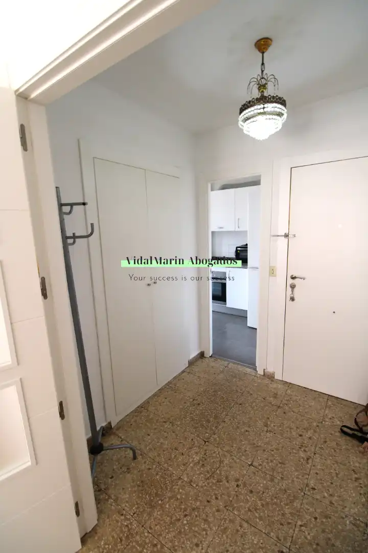 Piso en venta en Alicante / Alacant con Aire acondicionado, Horno y Lavadora
