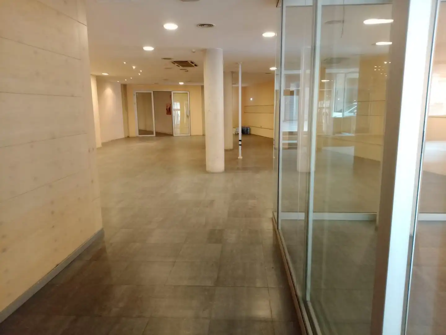 Local comercial de lloguer a Sant Julià, imagen 47