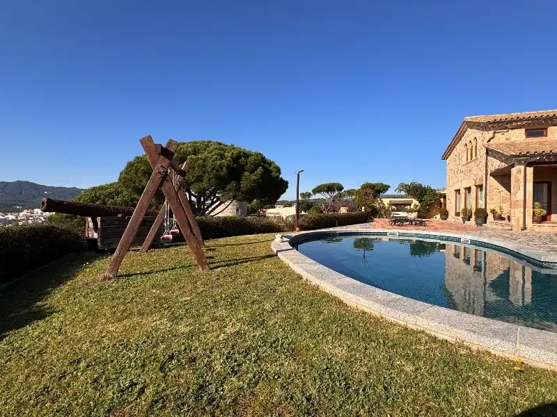 Garden of Houses for sale in Sant Feliu de Guíxols  with Air Conditioner, Heating and Private garden