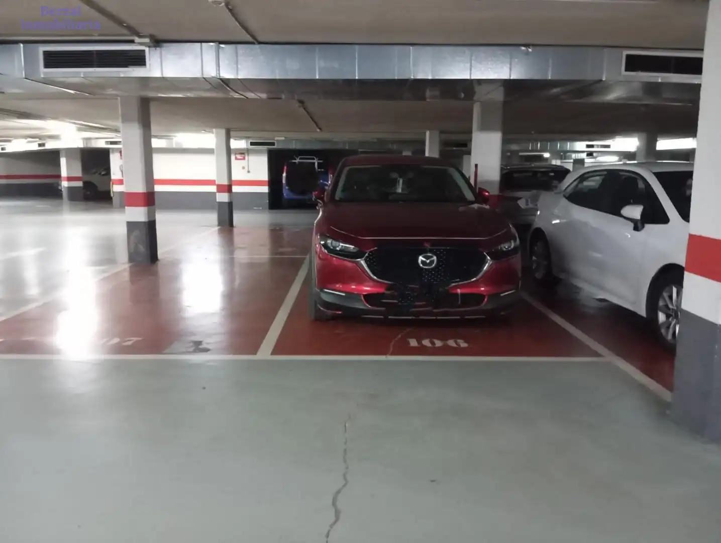 Aparcament de Garatge en venda en  Logroño