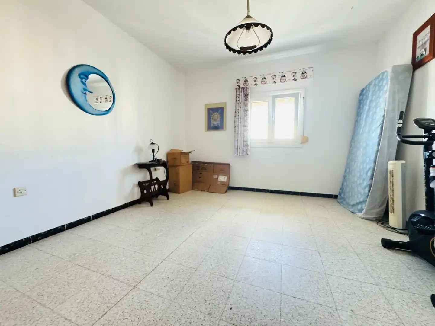 Bedroom of Houses for sale in Algeciras  with Storage room