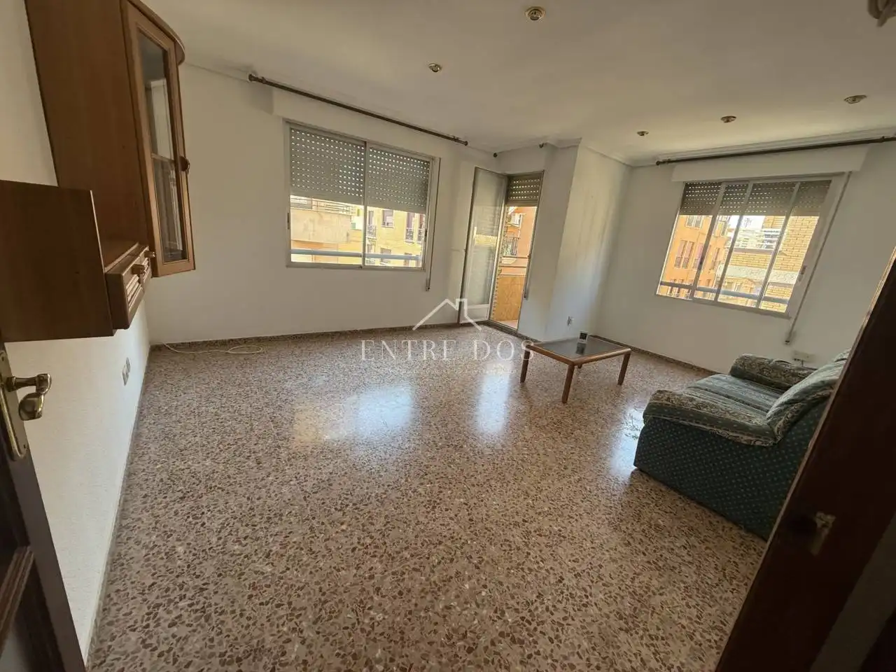 Appartamento con terrazza in vendita a Calle Don Juan de Austria, imagen 3