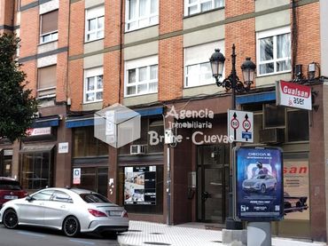 Local comercial en venta en Amparo Pedregal 7