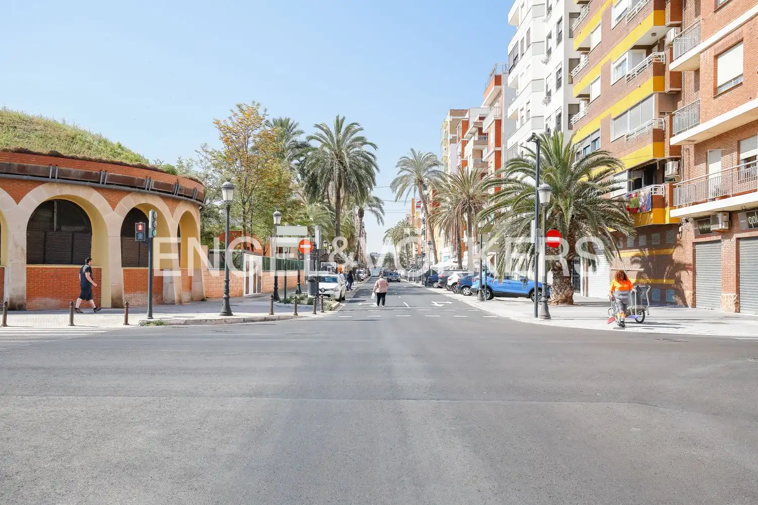Außenansicht von Wohnung zur Miete in Valencia mit Klimaanlage, Heizung und Möbliert