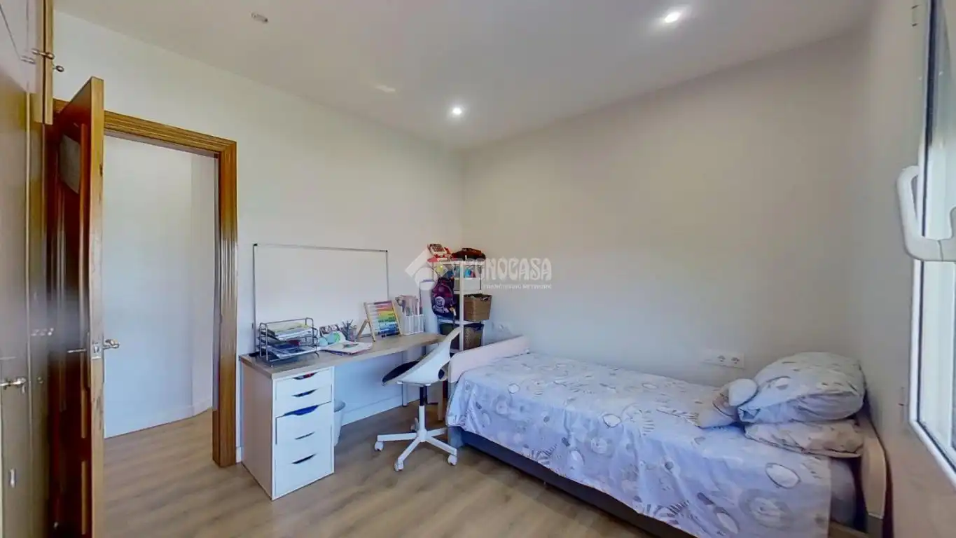 Habitación de Piso en venta en Barberà del Vallès con Calefacción y Balcón