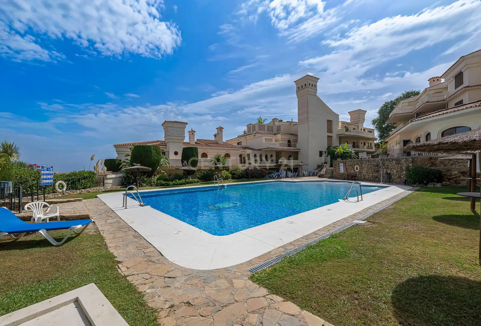 Apartamento con piscina en venta en La Duquesa, imagen 44
