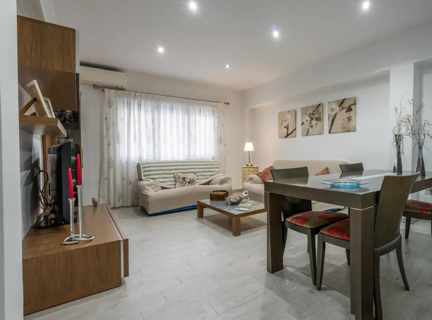 Sala de estar de Planta baja en venta en Enguera