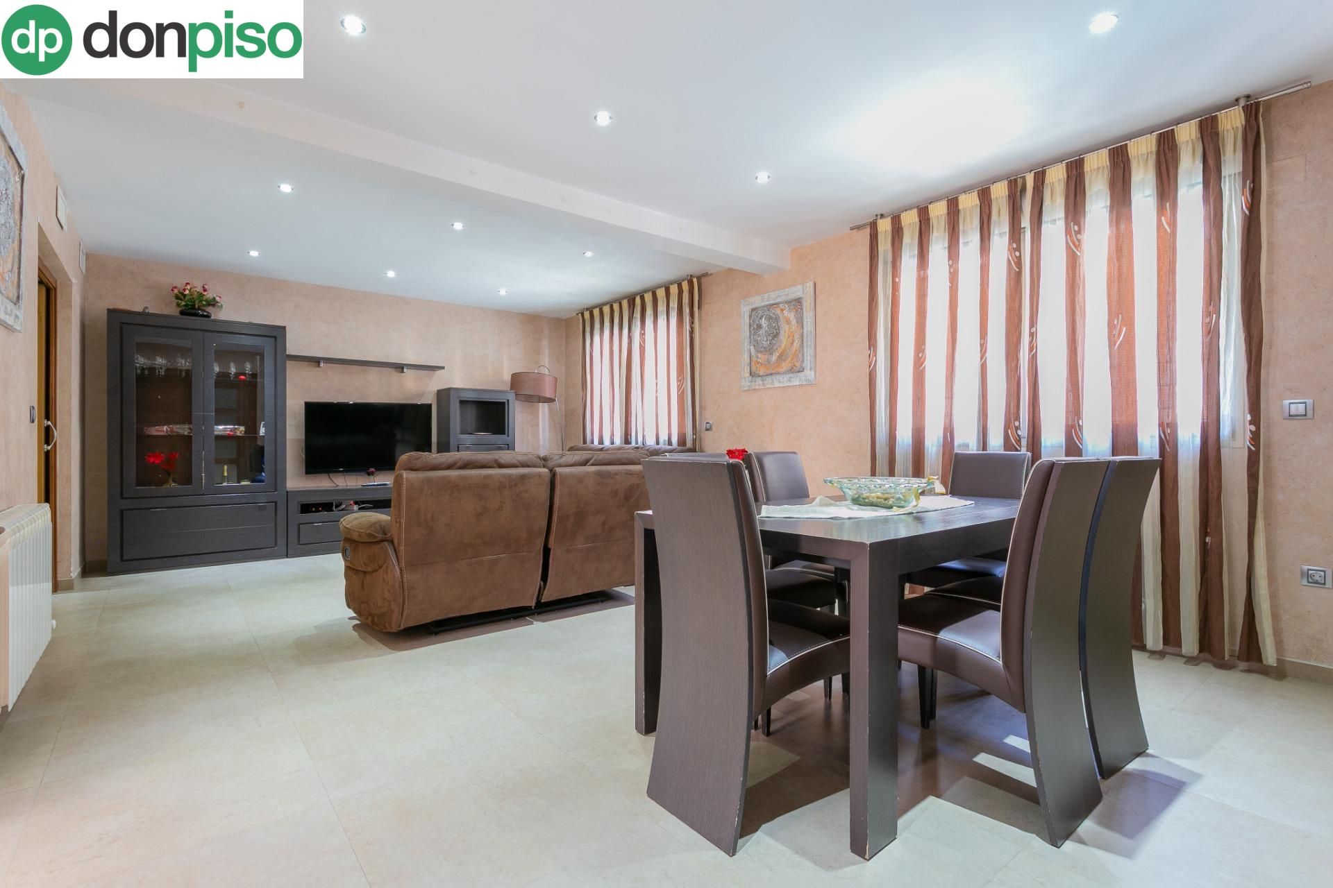 Living room of House or chalet for sale in Maracena  with Private garden, Terrace and Community pool