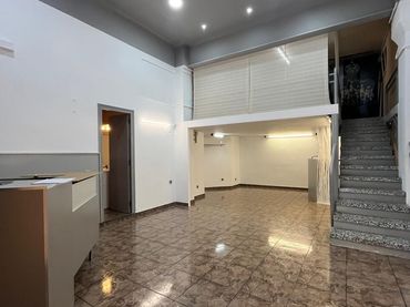 Local comercial en alquiler en El Poble Sec