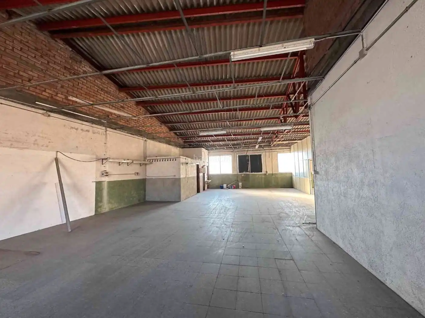 Fabrikhallen zur Miete in Mataró