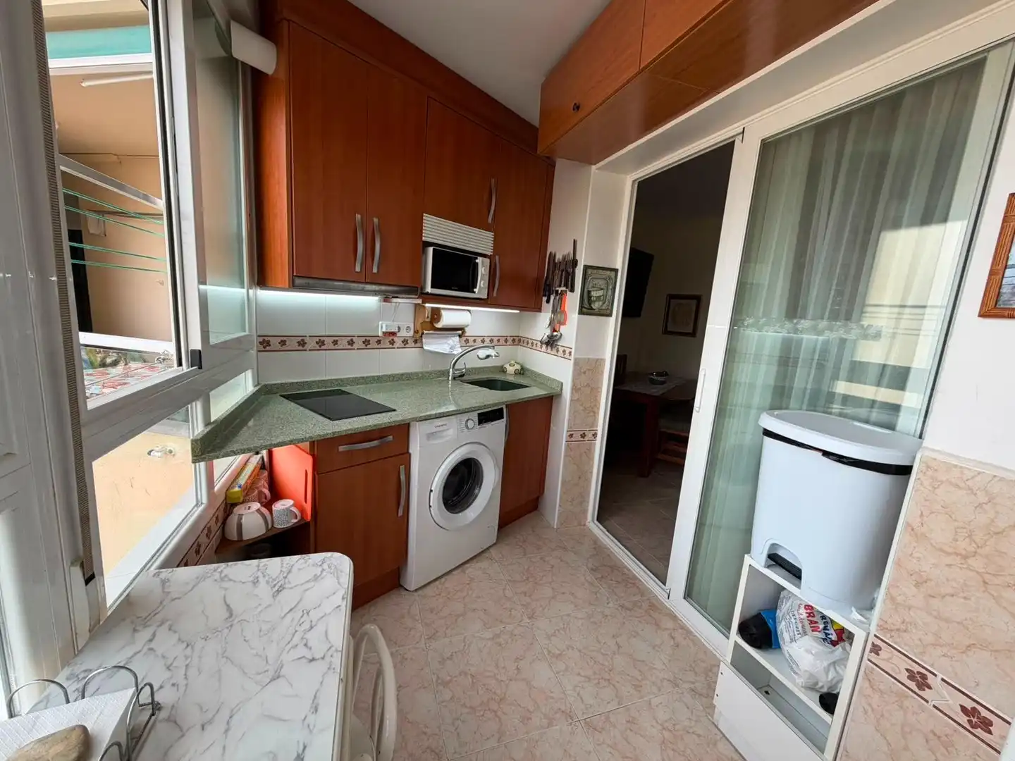 Cuina de Apartament en venda en La Manga del Mar Menor amb Aire condicionat, Calefacció i Balcó