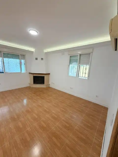 Sala de estar de Casa o chalet en venta en Las Ventas de Retamosa con Aire acondicionado, Calefacción y Jardín privado