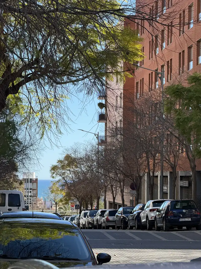 Vista exterior de Casa adosada en venda en Mataró amb Calefacció