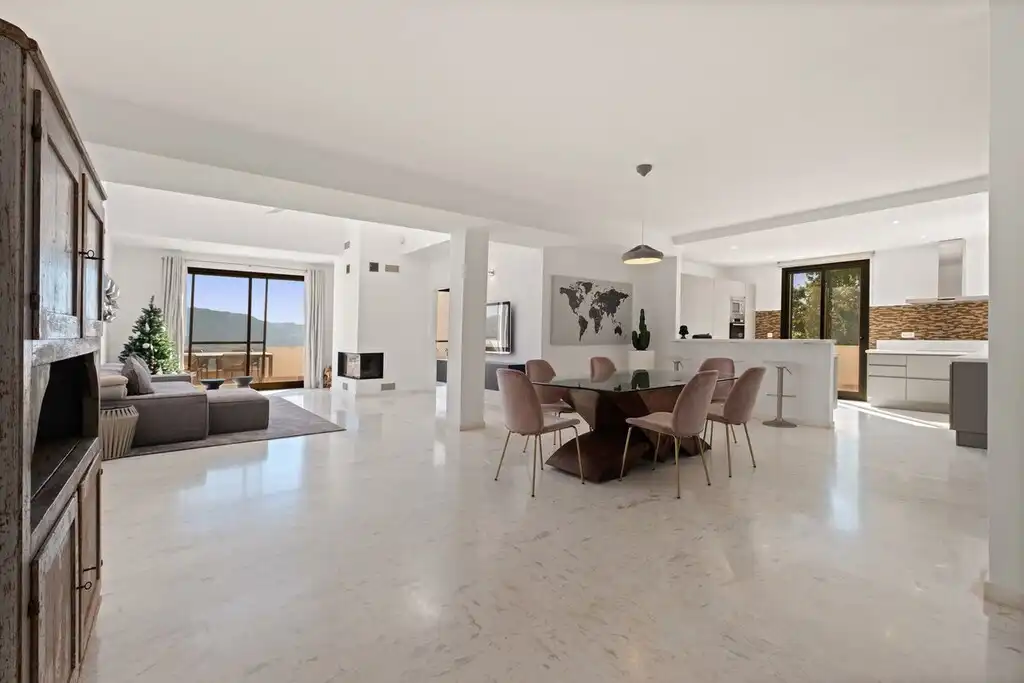 Penthouse with pool for sale in La Mairena, imagen 8