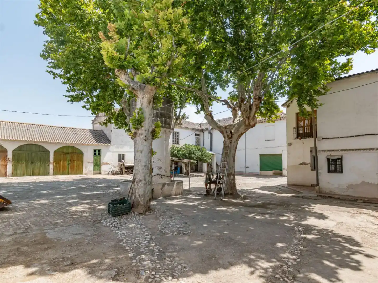 Vista exterior de Piso en venta en Granada con Jardín privado y Piscina