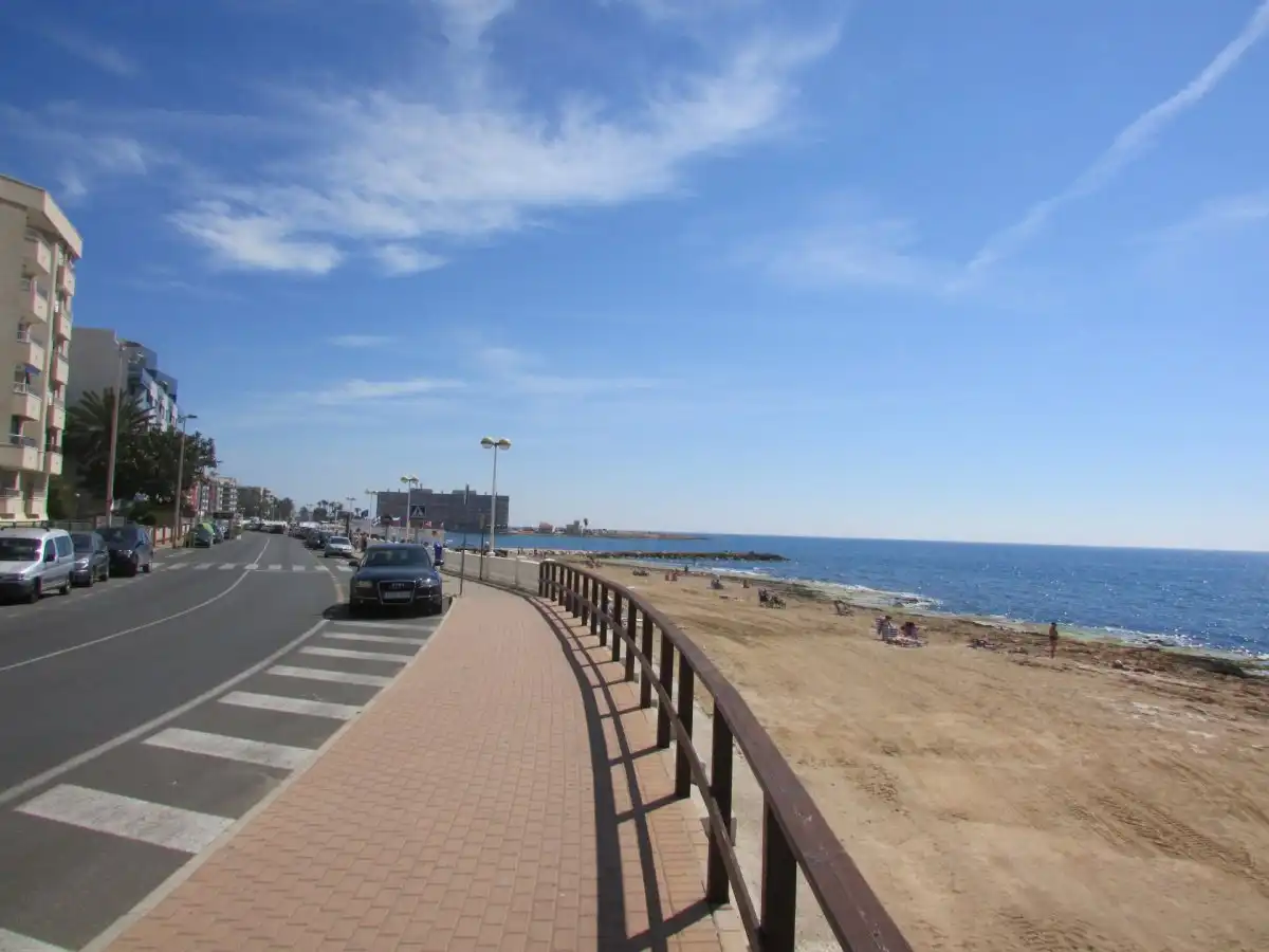 Studio with terrace to rent in Playa de los Locos, imagen 7