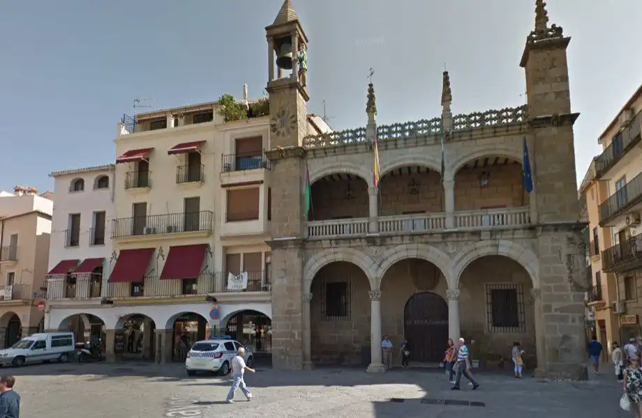Piso con terraza en venta en Centro Ciudad