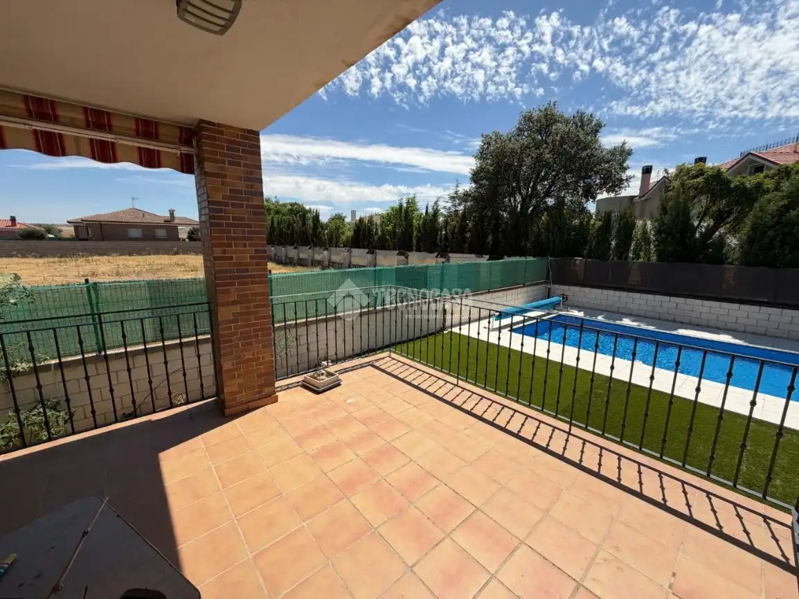 Casa amb piscina en venda a Valdetorres de Jarama, imagen 12