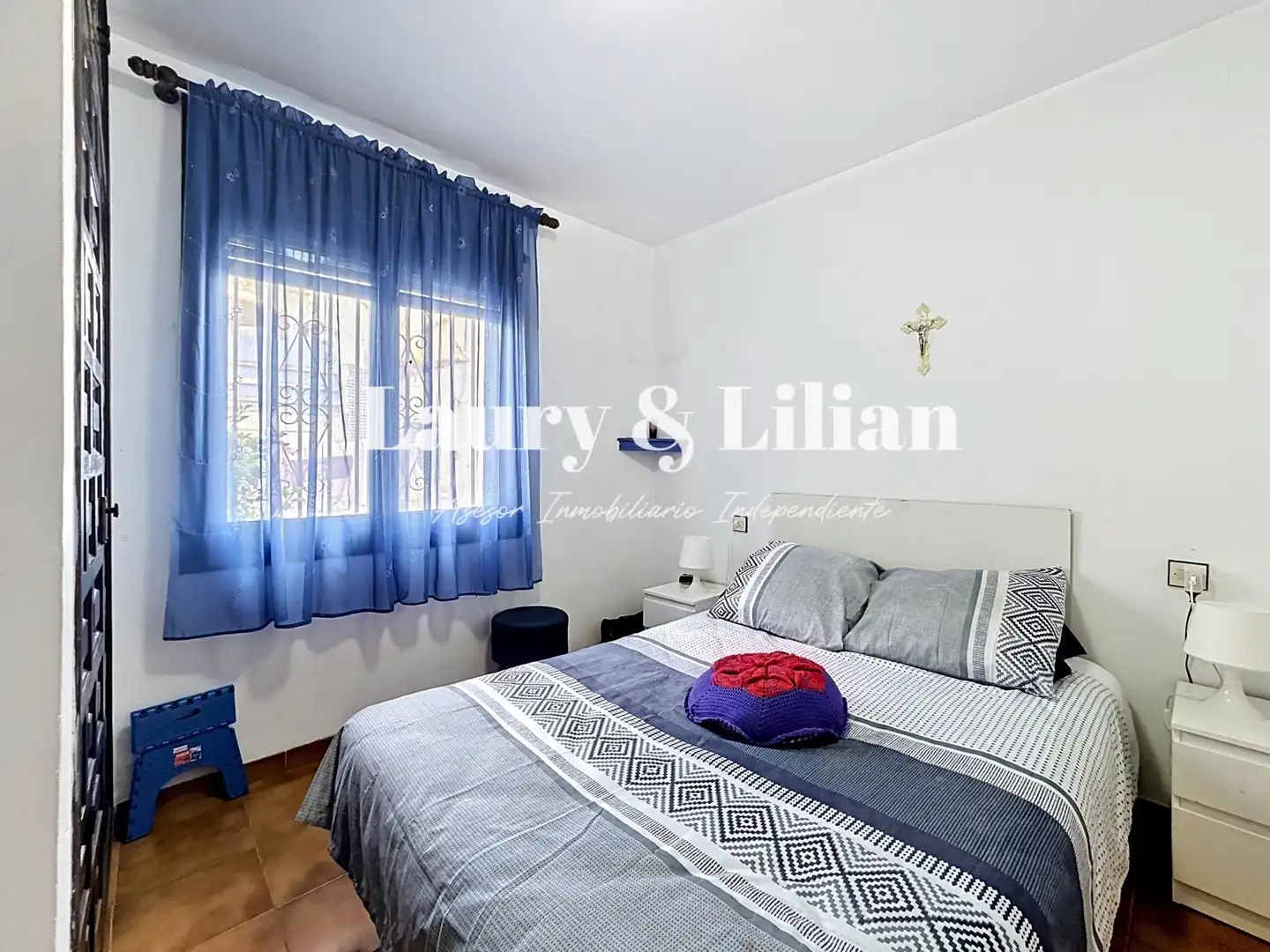 Schlafzimmer von Einfamilien-Reihenhaus zum Verkauf in Empuriabrava mit Heizung