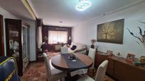 Sala d'estar de Casa adosada en venda en Alicante / Alacant amb Aire condicionat, Calefacció i Terrassa