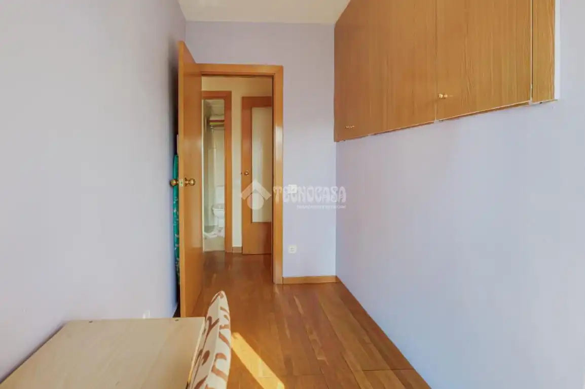 Habitación de Piso en venta en Sant Feliu de Llobregat con Aire acondicionado y Balcón