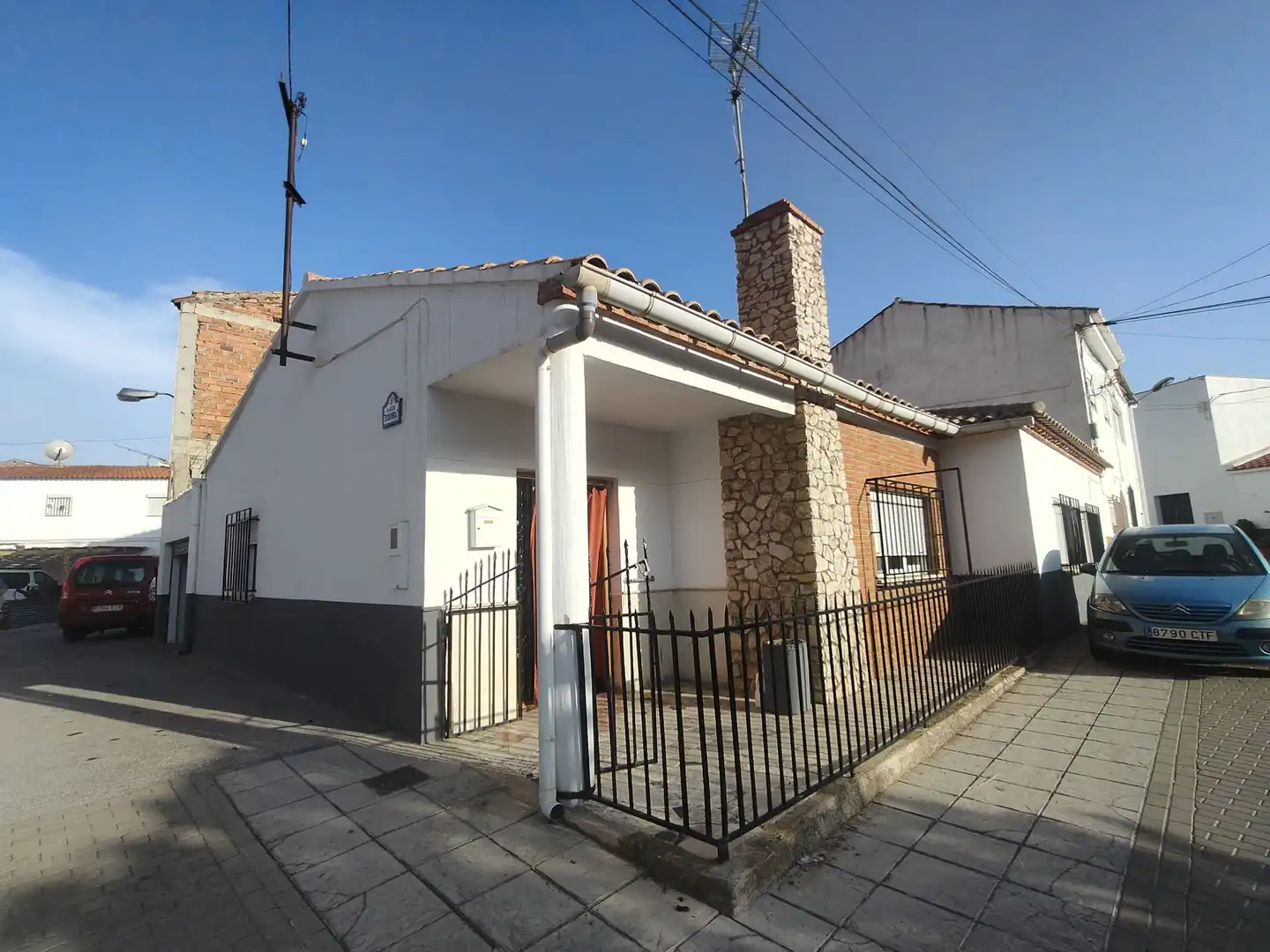 Vista exterior de Casa o chalet en venta en Baza con Amueblado