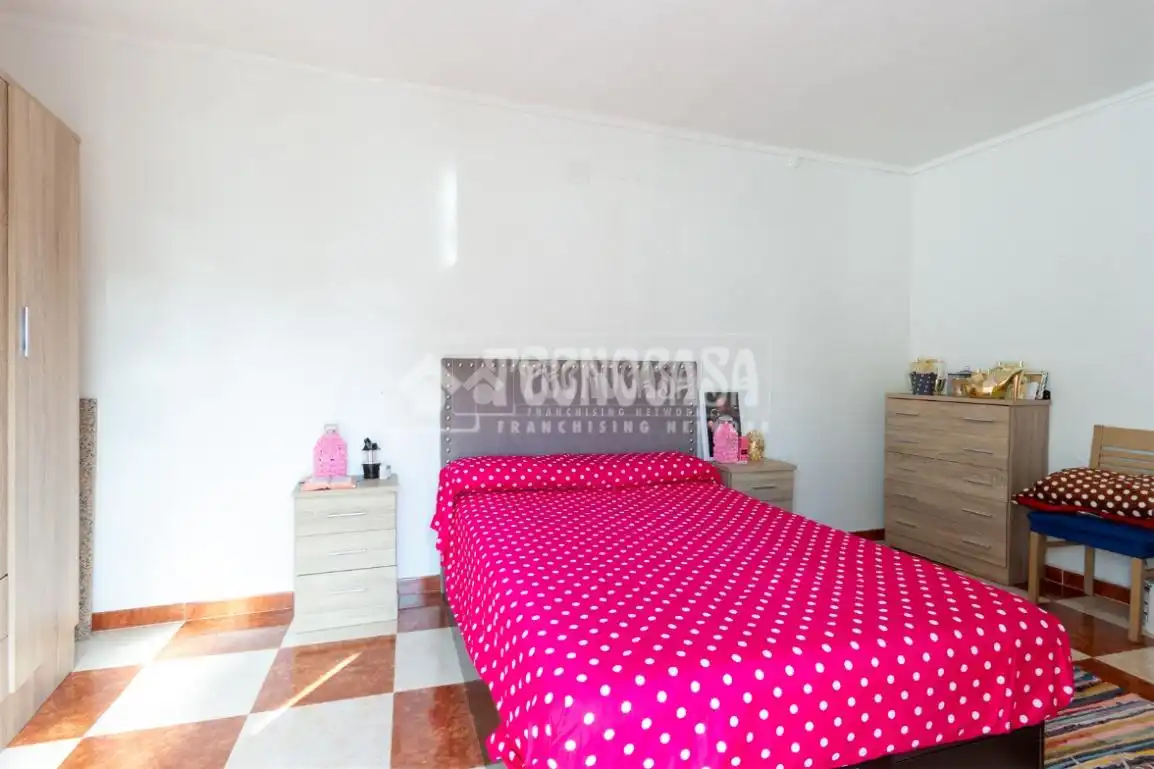 Dormitori de Casa o xalet en venda en Vélez-Málaga amb Terrassa i Balcó