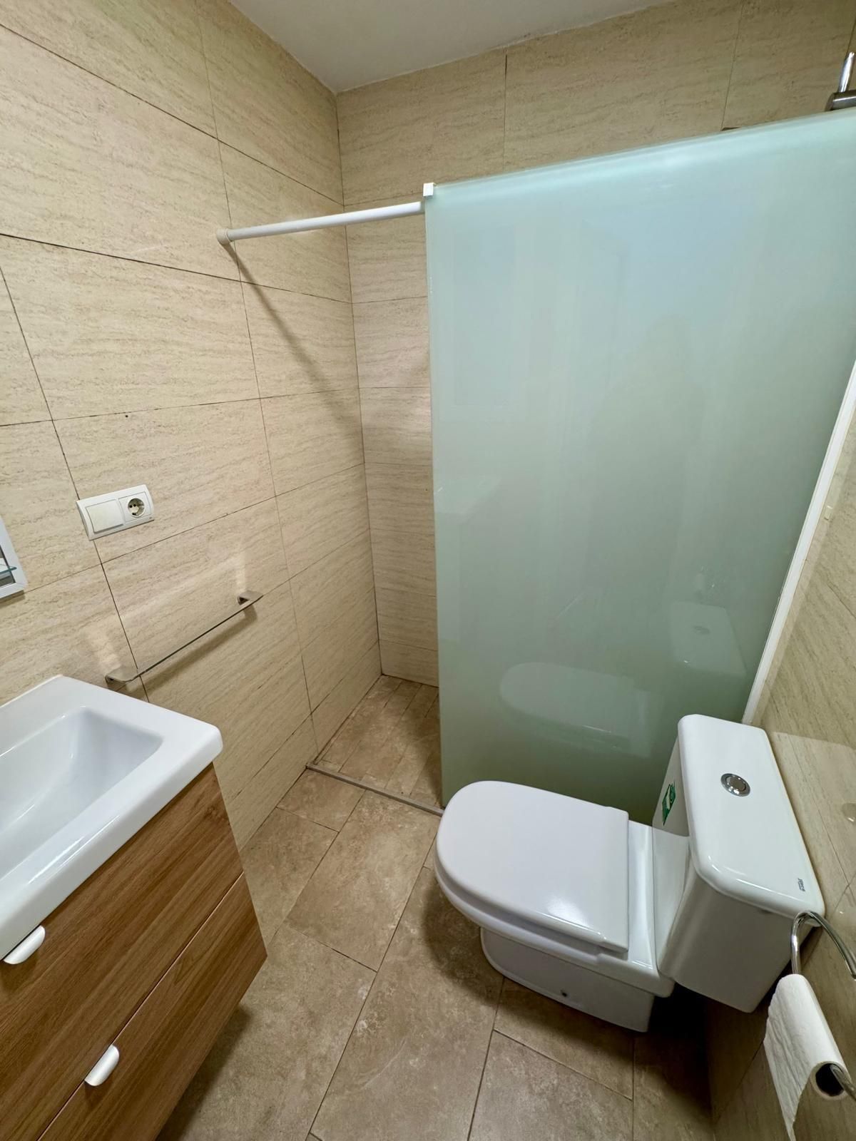 Bathroom of Planta baja for sale in Terrassa