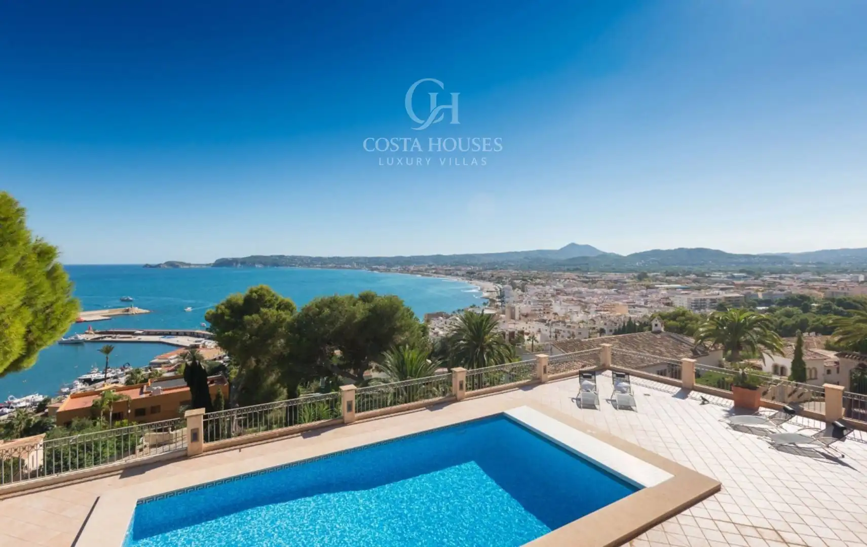 Swimming pool of Houses for sale in Jávea / Xàbia  with Air Conditioner, Private garden and Terrace