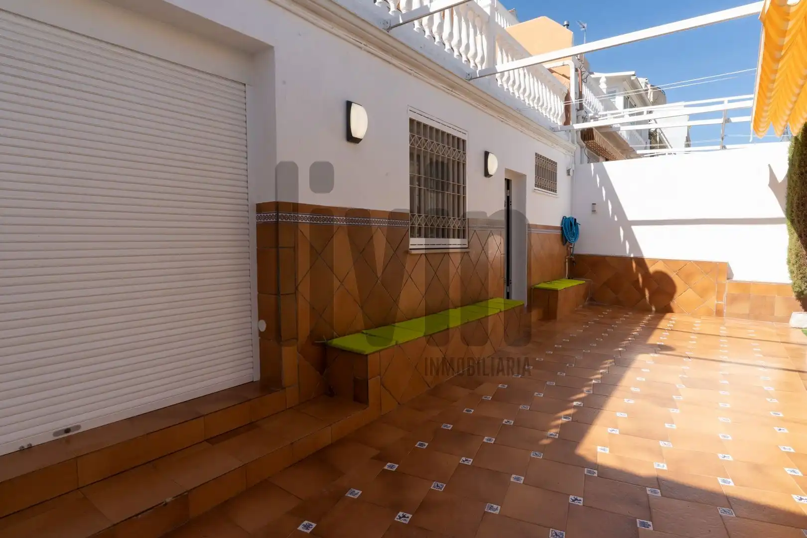 Terrassa de Casa adosada en venda en Jaén amb Aire condicionat, Calefacció i Jardí privat