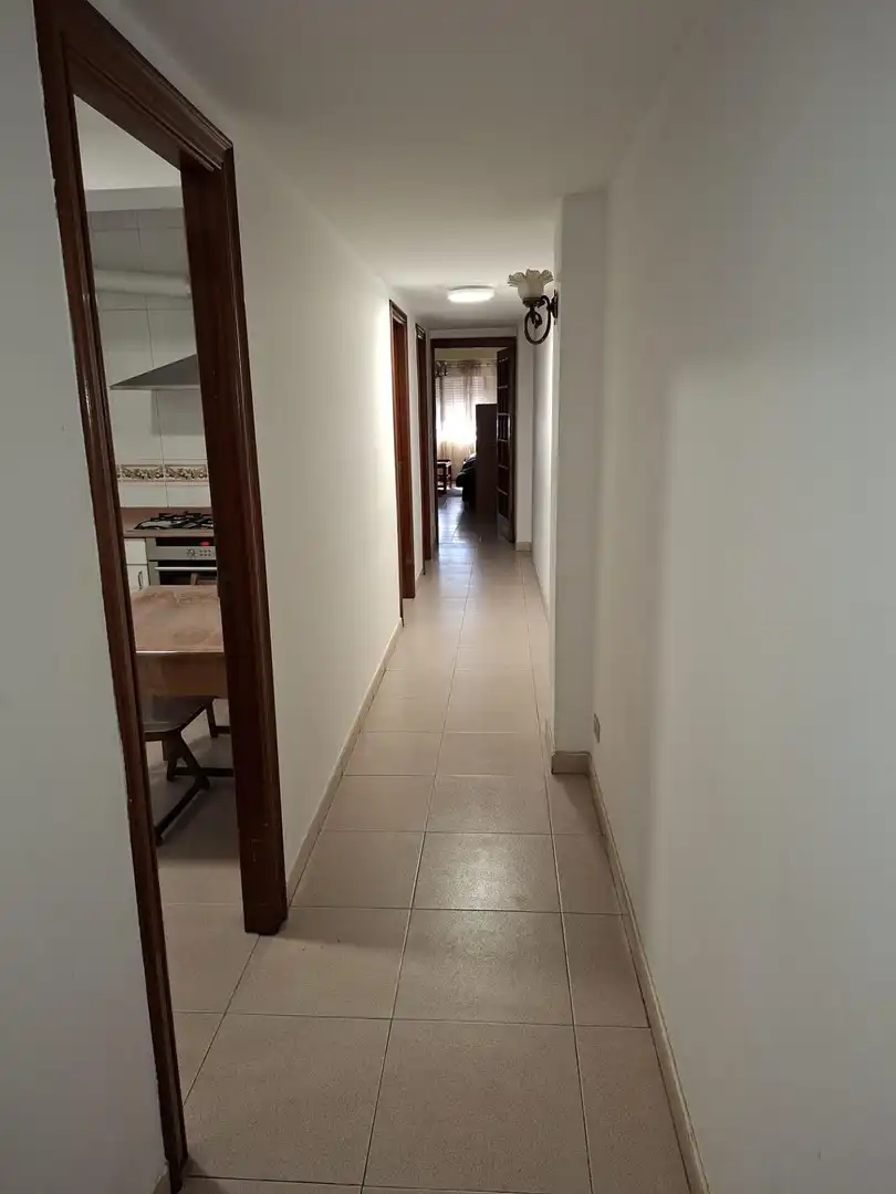 Piso de alquiler en Vigo  con Calefacción, Parquet y Amueblado